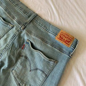 LEVI STRETCH JEANS
